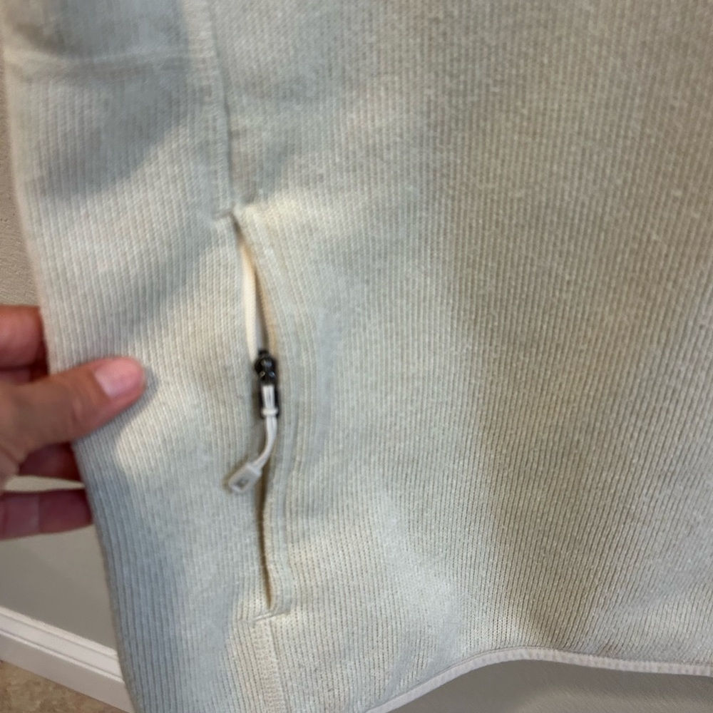 Patagonia Fleece Pullover - Picture 4 of 7